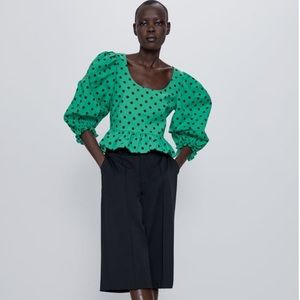 ✨ZARA Voluminous Polka Dot Top✨